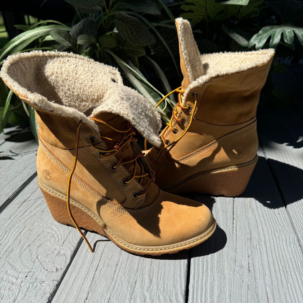 Timberland Amston Earthkeepers Beige Suede Wedge Boots Warm Weather Sport Wear